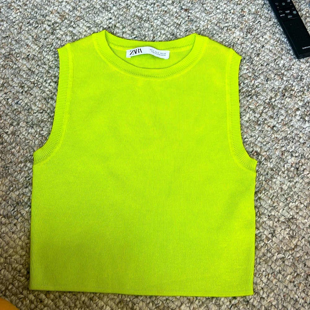 Mint condition neon knit cropped tank